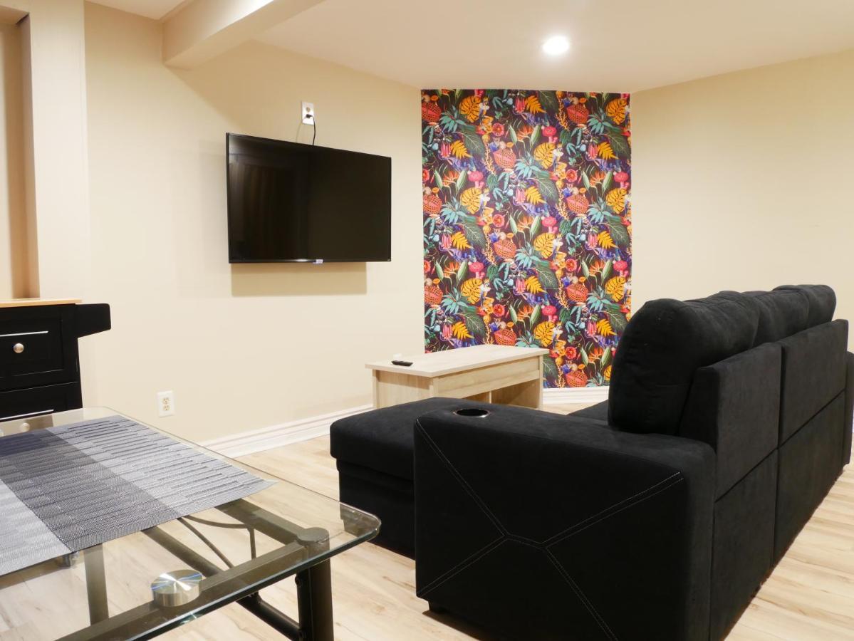 Private Basement, Bath, Living Area In Morrison公寓 外观 照片